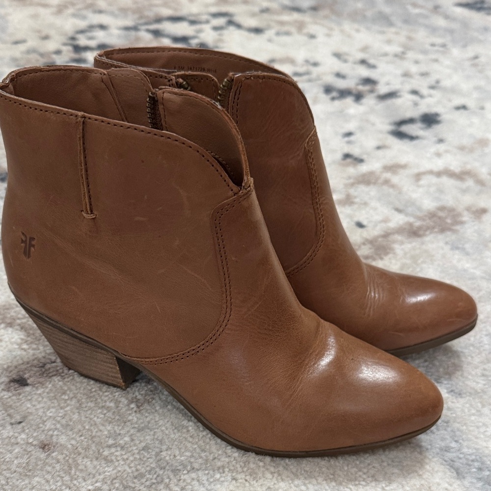 Frye tan leather booties 6.5